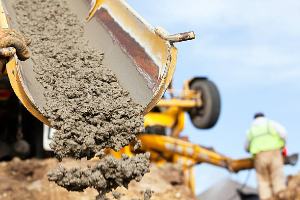 Best Custom Concrete Contractor  in Southern Gateway, VA
